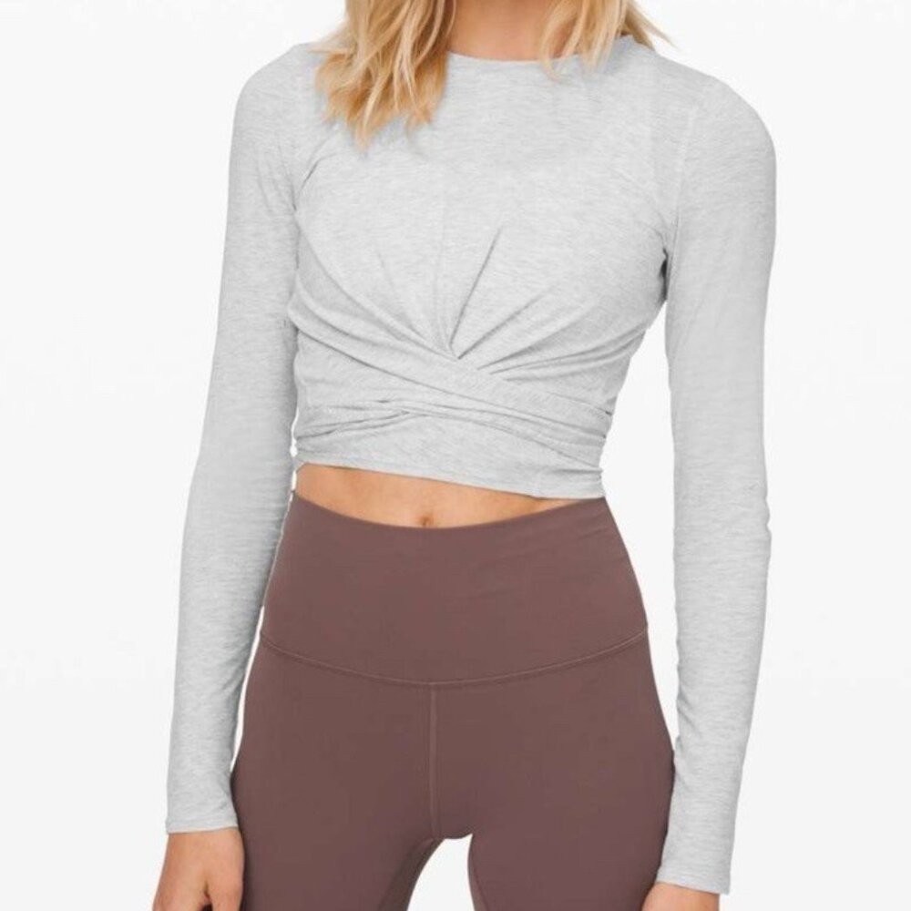Lululemon Time to Restore Top Women’s 8 Long Sleeve Nulu Heather Gray Crop